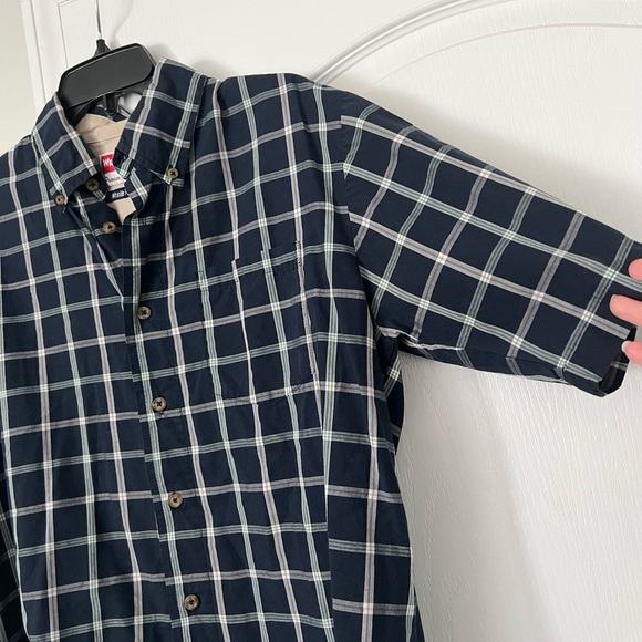 Wrangler | men’s dark blue plaid button down short sleeve shirt - M - Picture 6 of 7